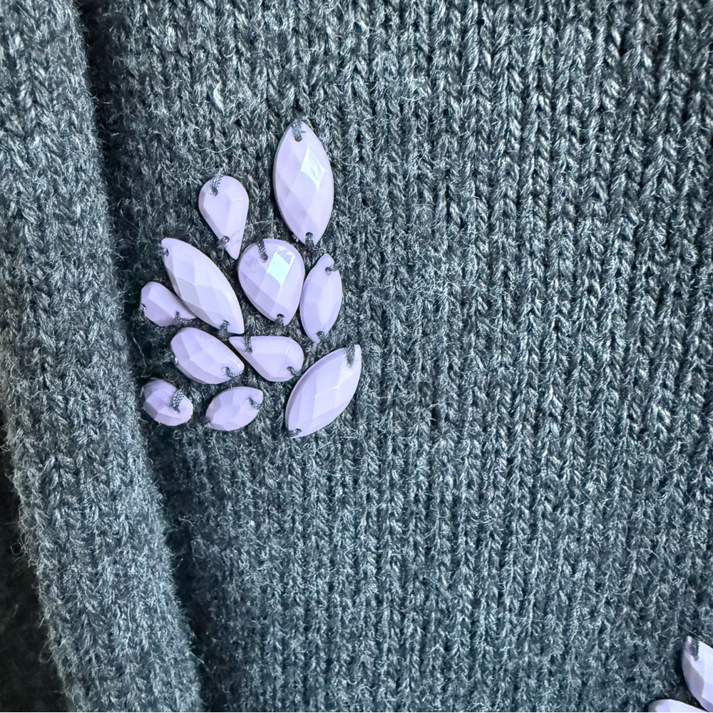 Loft Charcoal Gray Crewneck Sweater With Lavender Bead Embellishments Size S - Picture 6 of 13